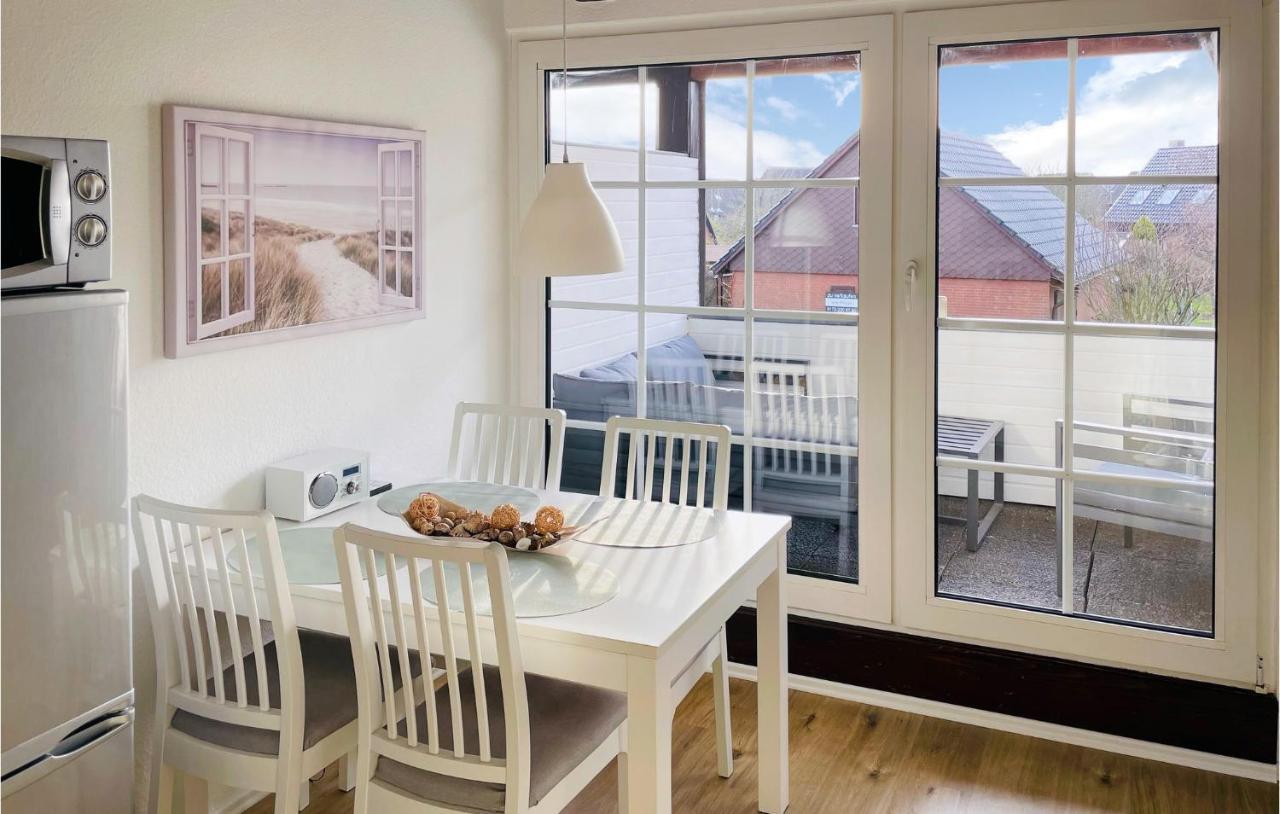 Cozy Apartment In Friedrichskoog With Kitchen Dış mekan fotoğraf