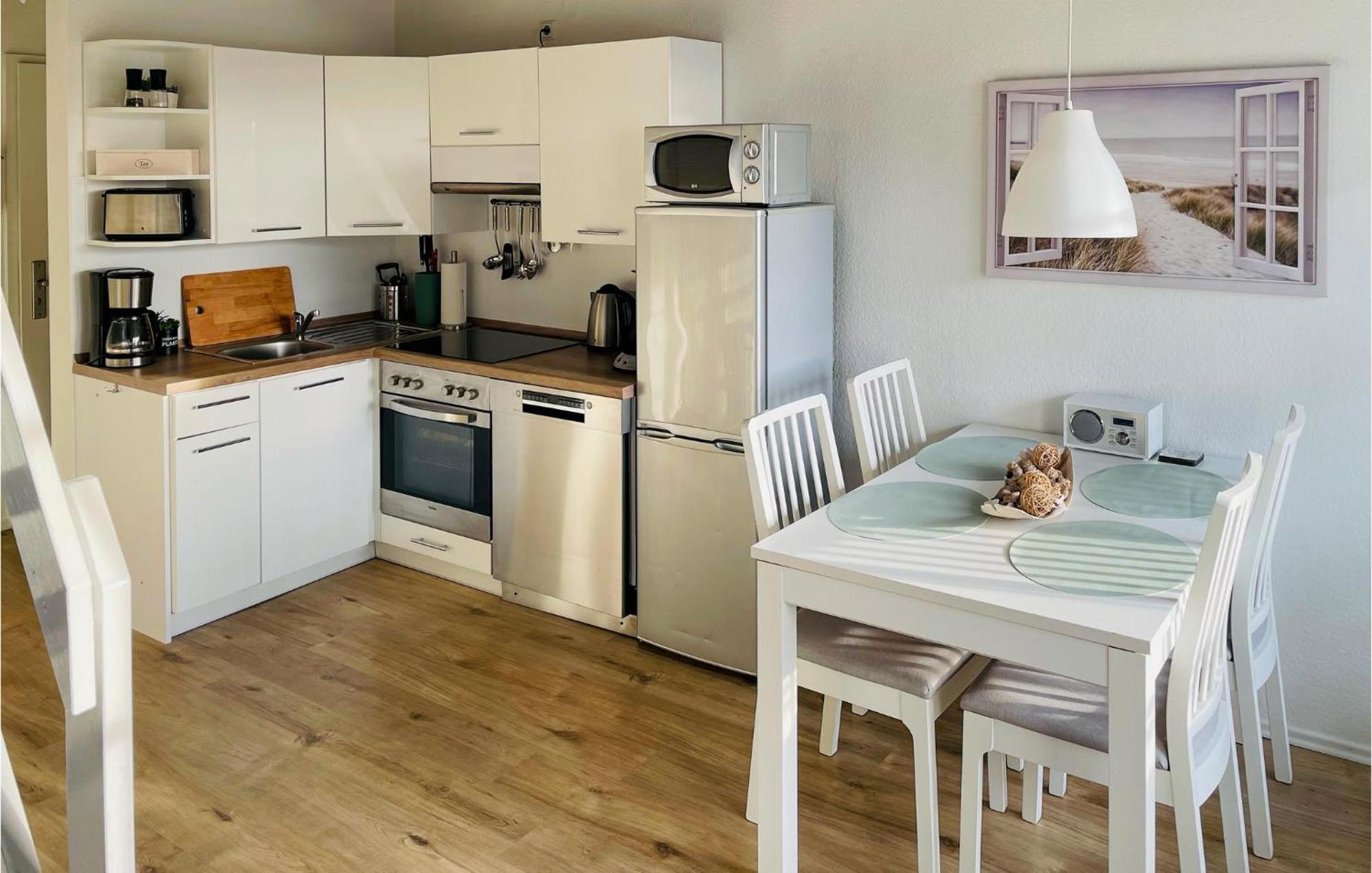 Cozy Apartment In Friedrichskoog With Kitchen Dış mekan fotoğraf